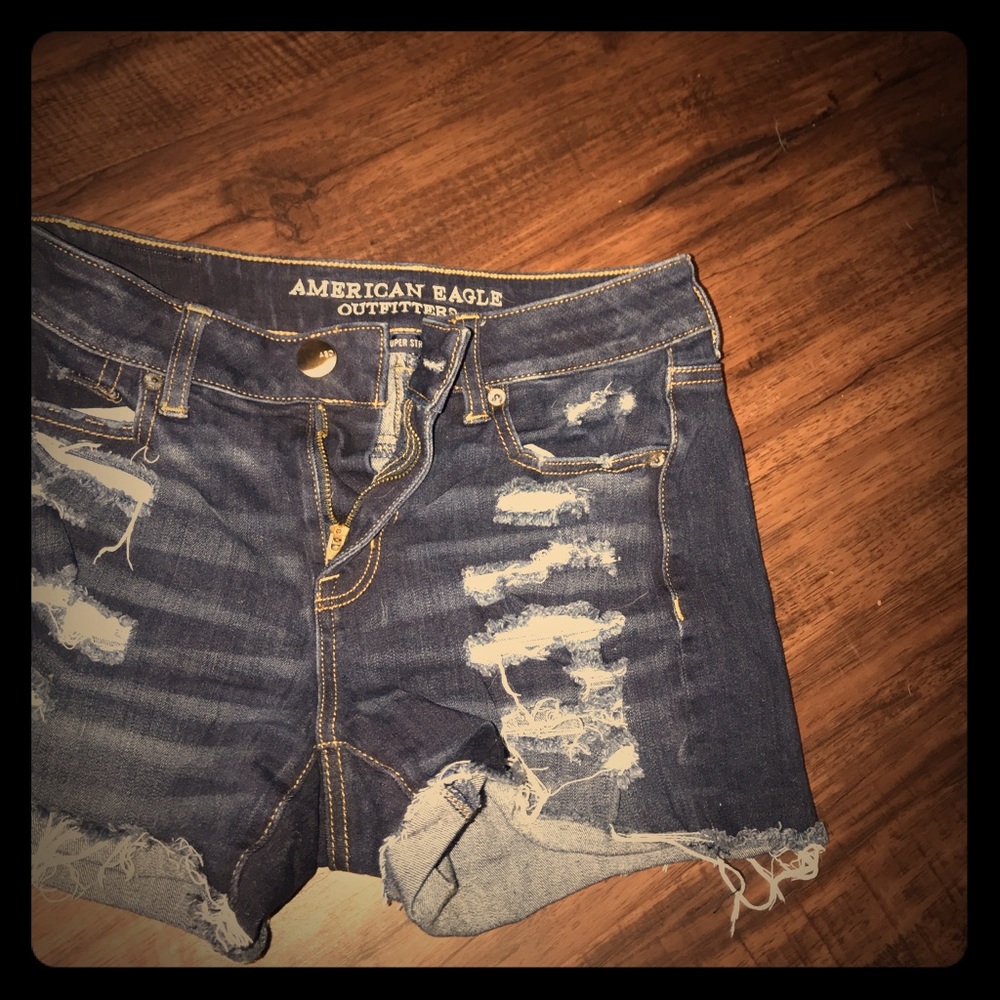 BNWOT AE shorts 😍